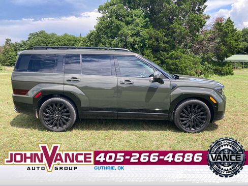 Used 2025 Hyundai Santa Fe Calligraphy AWD/4WD image 9