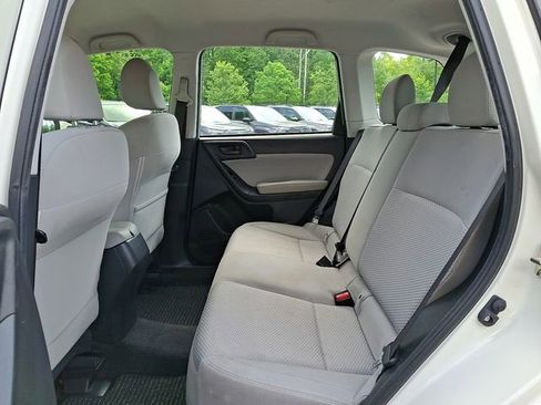 Used 2018 Subaru Forester 2.5i AWD/4WD image 10