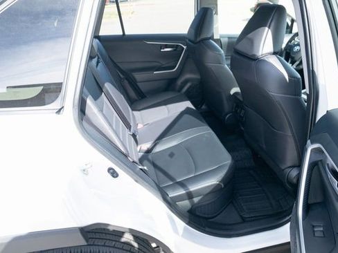 Used 2024 Toyota RAV4 XLE Premium image 37