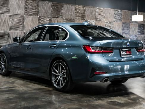Used 2019 BMW 330i Sedan w/ Convenience Package image 12