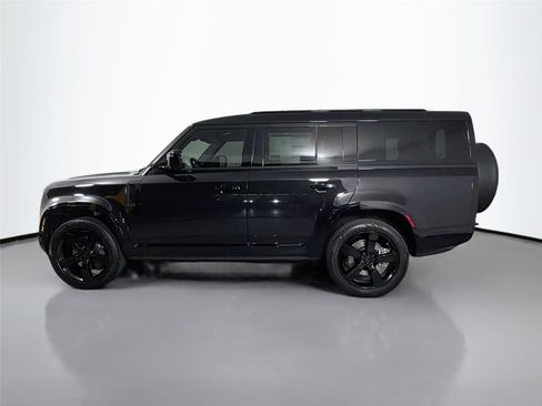 Certified 2026 Land Rover Defender 130 X-Dynamic SE AWD/4WD image 8