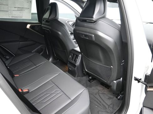 Used 2025 BMW X3 xDrive30i w/ Convenience Package image 23