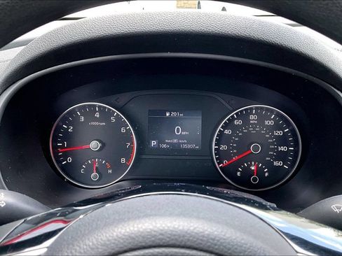 Used 2020 Kia Sportage LX AWD/4WD image 2
