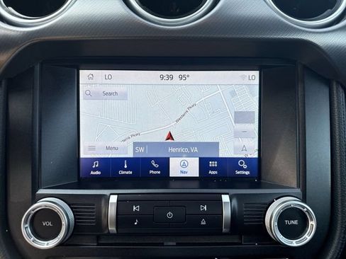 Used 2019 Ford Mustang GT Premium w/ Equipment Group 401A RWD image 18