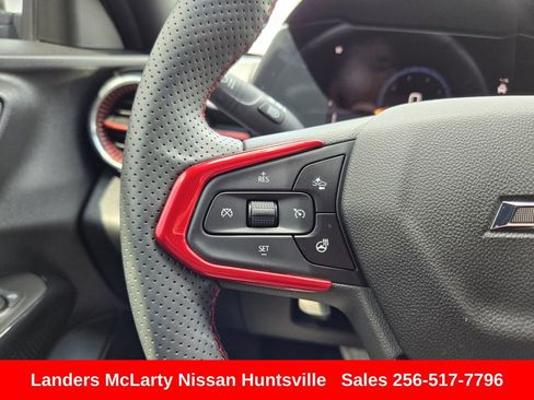 Used 2025 Chevrolet Trax RS w/ Driver Confidence Package FWD image 25