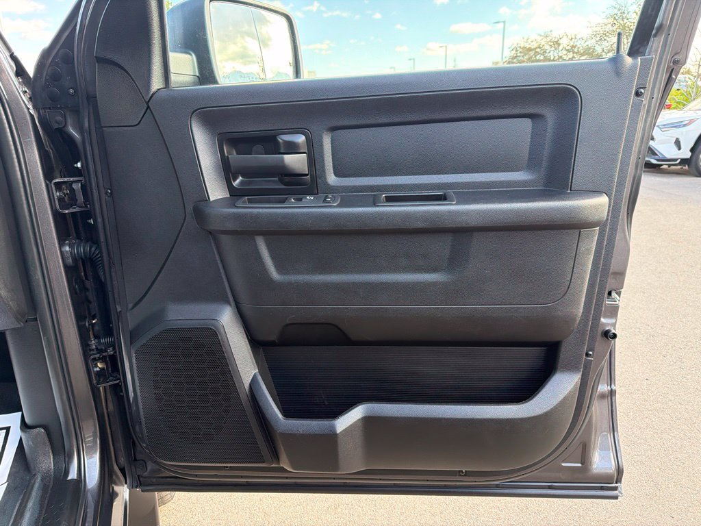 Used 2021 RAM 1500 Express w/ Express Value Package AWD/4WD image 11
