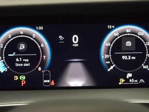 New 2025 Volkswagen Tiguan S image 9