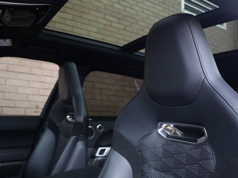 Used 2019 Land Rover Range Rover Sport SVR AWD/4WD image 18