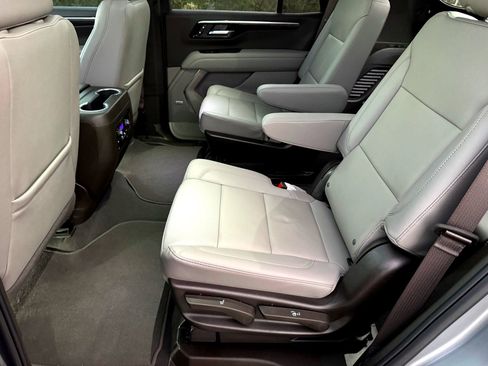 Used 2025 Chevrolet Tahoe Z71 w/ Z71 Off-Road Package image 24