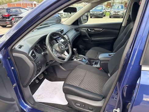 Used 2018 Nissan Rogue SV AWD/4WD image 23