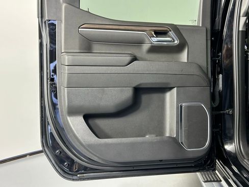 Used 2023 Chevrolet Silverado 1500 LT AWD/4WD image 14