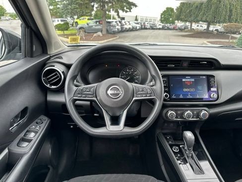 Used 2023 Nissan Kicks SV FWD image 12