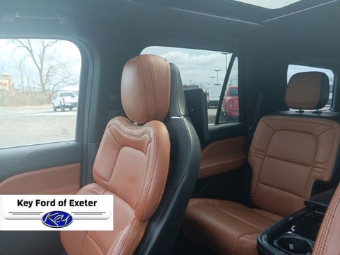 Used 2020 Lincoln Navigator Reserve image 35