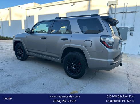 Used 2022 Toyota 4Runner Limited image 12