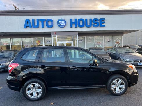 Used 2014 Subaru Forester 2.5i image 9