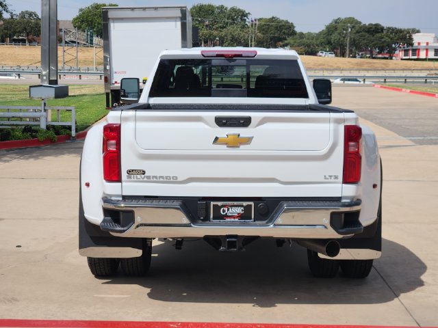 New 2026 Chevrolet Silverado 3500 LTZ w/ LTZ Plus Package AWD/4WD image 14