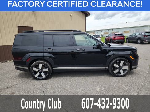 Used 2024 Hyundai Santa Fe Limited AWD/4WD image 9