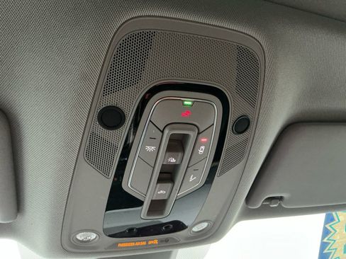 Used 2022 Audi Q5 2.0T Premium w/ Convenience Package image 36