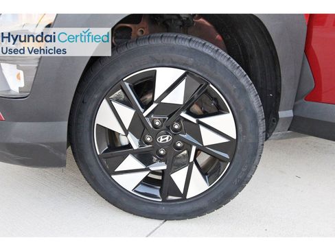 Certified 2024 Hyundai Kona SEL w/ Convenience Package image 33