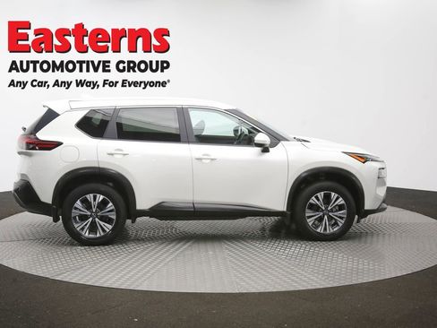 Used 2023 Nissan Rogue SV AWD/4WD image 44