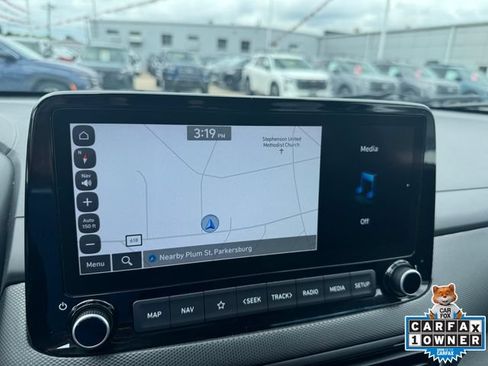 Used 2023 Hyundai Kona Limited AWD/4WD image 10