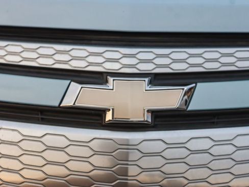 Used 2015 Chevrolet Spark LT image 11