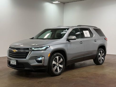 Used 2023 Chevrolet Traverse LT w/ LT Premium Package image 27