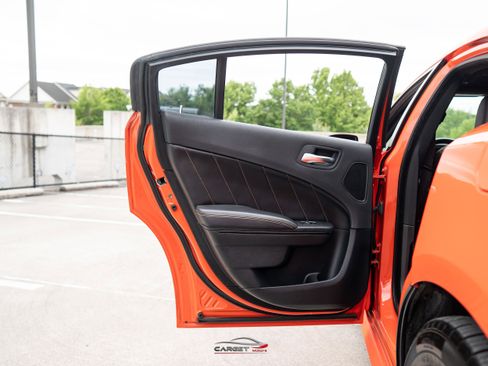 Used 2018 Dodge Charger R/T RWD image 46
