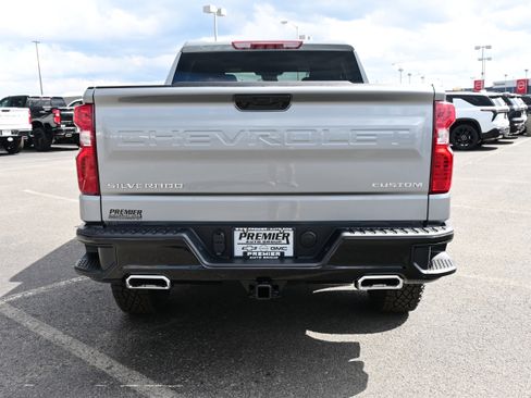 New 2026 Chevrolet Silverado 1500 Custom Trail Boss AWD/4WD image 7