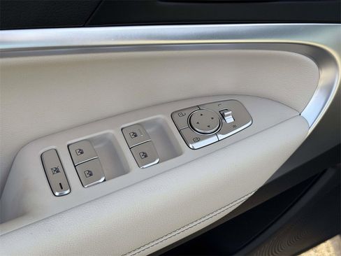 Certified 2026 Genesis G70 2.5T image 13