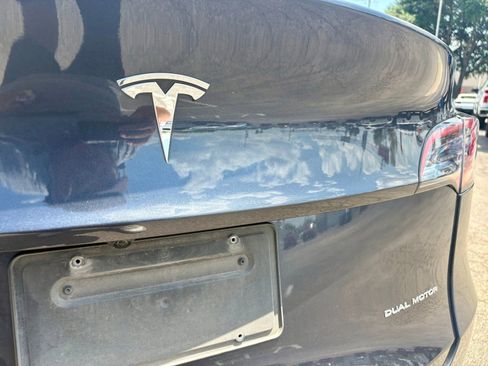 Used 2024 Tesla Model Y Long Range AWD/4WD image 10