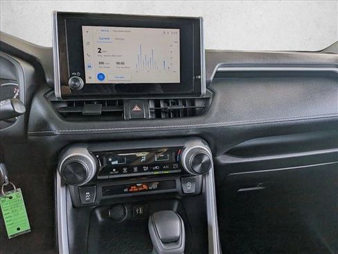 Certified 2025 Toyota RAV4 LE AWD/4WD image 12