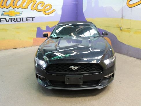 Used 2017 Ford Mustang Convertible w/ Equipment Group 051A image 3