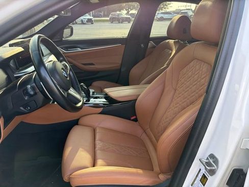 Used 2023 BMW 530i xDrive w/ M Sport Package AWD/4WD image 11