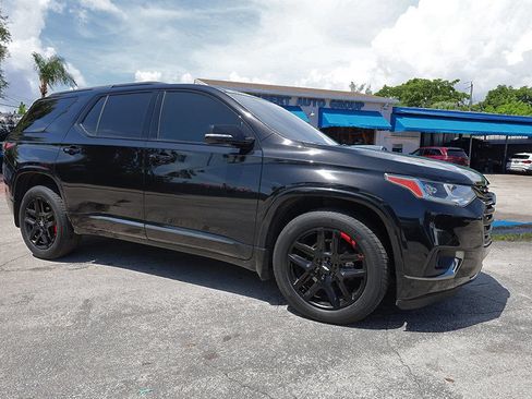 Used 2019 Chevrolet Traverse Premier w/ Redline Edition FWD image 1