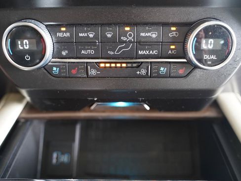 Used 2020 Ford Expedition Platinum AWD/4WD image 20