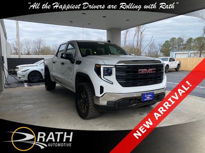 Used 2025 GMC Sierra 1500 Pro w/ Pro Value Package