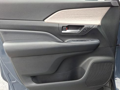 Used 2024 Toyota Grand Highlander Platinum image 14
