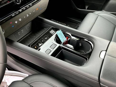 Certified 2025 Nissan Murano SV AWD/4WD image 25