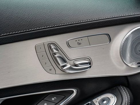 Used 2015 Mercedes-Benz C 300 4MATIC Sedan image 9