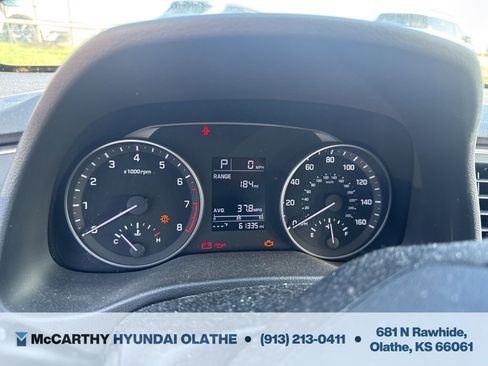 Used 2017 Hyundai Elantra SE image 3