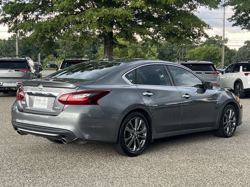 Used 2018 Nissan Altima 2.5 SR w/ SR Special Edition FWD image 22