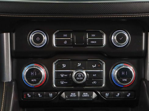 Used 2023 GMC Yukon SLT image 21