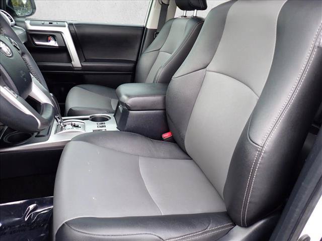 Used 2020 Toyota 4Runner SR5 Premium w/ Moonroof Package AWD/4WD image 11