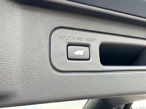 Used 2026 Honda Pilot TrailSport image 35