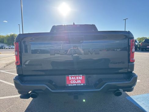 New 2026 RAM 1500 Big Horn AWD/4WD image 7