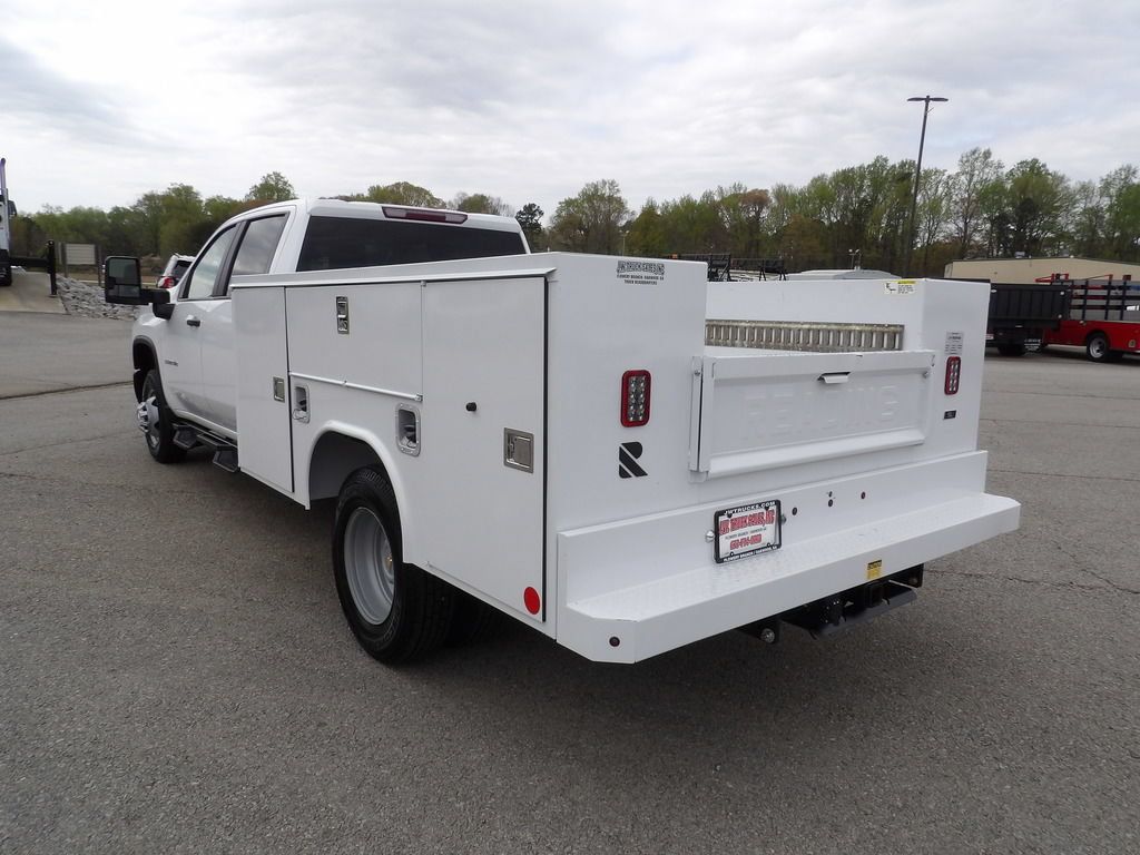 Used 2024 Chevrolet Silverado 3500 W/T w/ WT Convenience Package AWD/4WD image 5