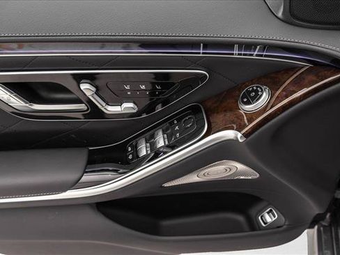 New 2026 Mercedes-Benz S 580 4MATIC Sedan image 14