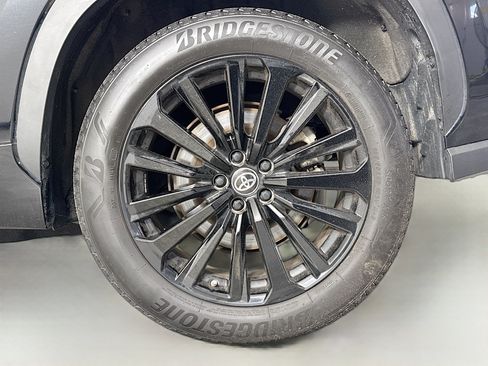 Certified 2025 Toyota Highlander XSE AWD/4WD image 33