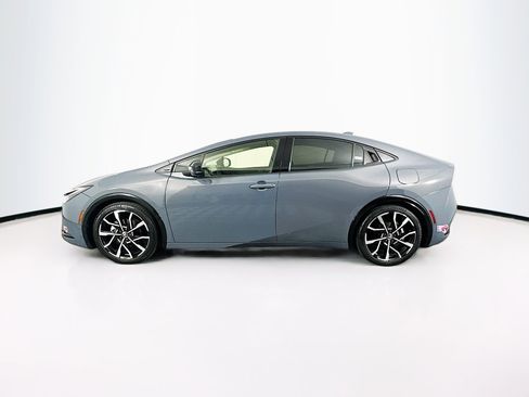 Used 2024 Toyota Prius Prime XSE image 4